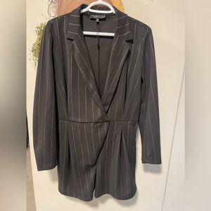 Dynamite womens black grey pin stripe romper shorts large onsie jumper jumpsuit